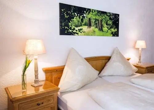 Hotel-Pension-Waldblick Garni