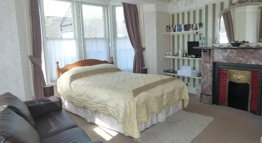 Lyndale Guesthouse