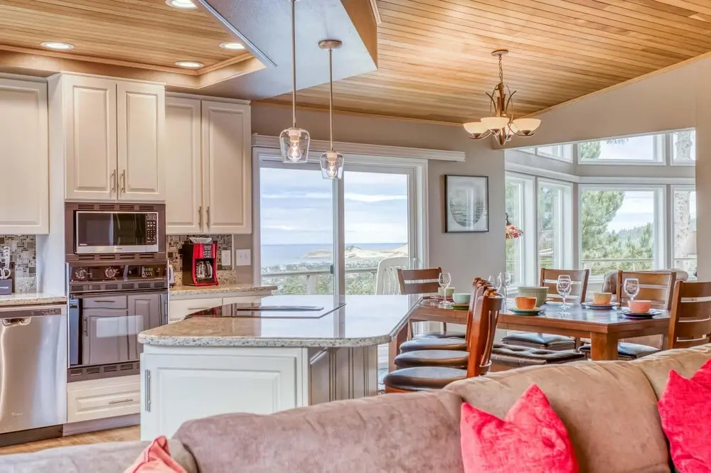 Pelican Villa - Meredith Lodging