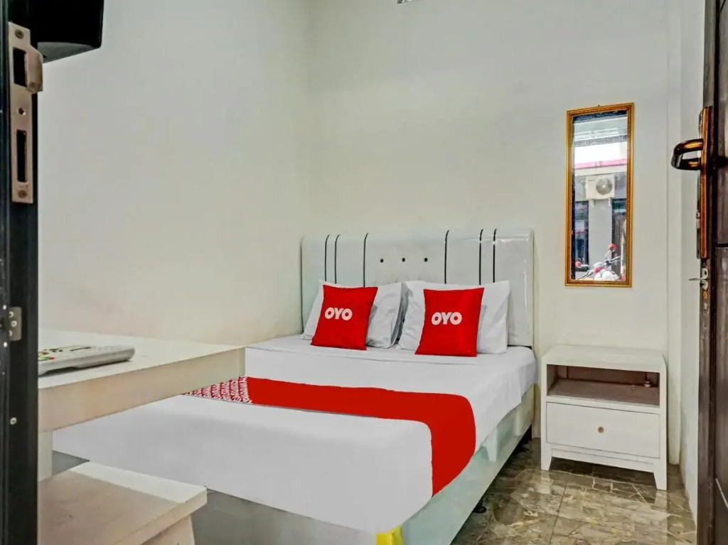 OYO 90187 Puri Allisa Syariah