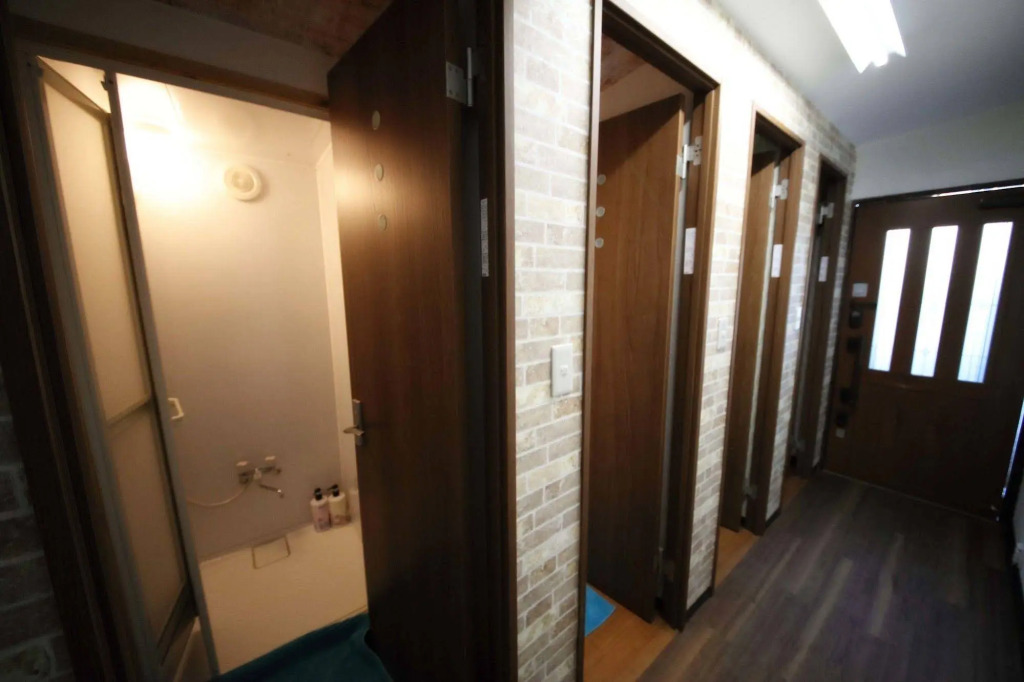 Tokyo House INN