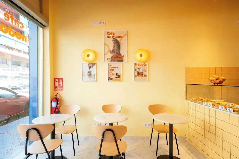 Sun & Moon Aparthotel