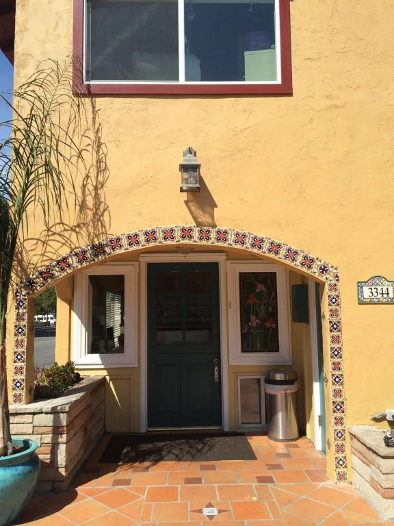 Oasis Inn and Suites
