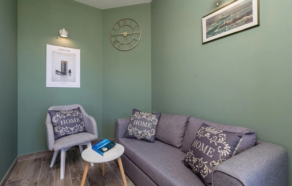 Beautiful Apartment in Lovran With Wifi and 2 Bedrooms