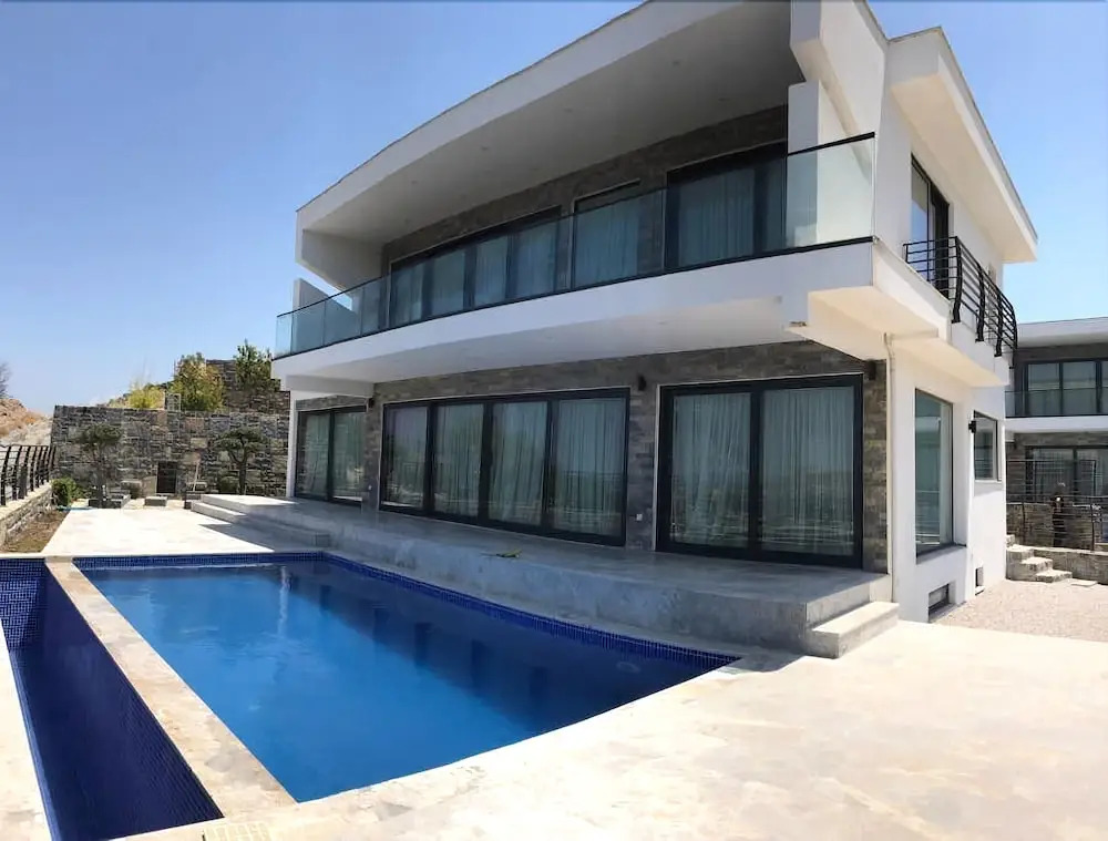 Villa VIP