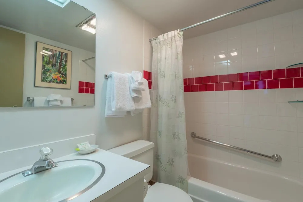Dollar Meadows 1382 - 2 Br Condo