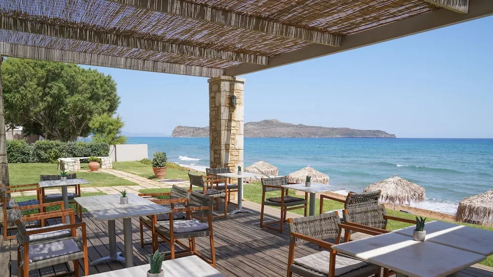 The Mini Beach Hotel