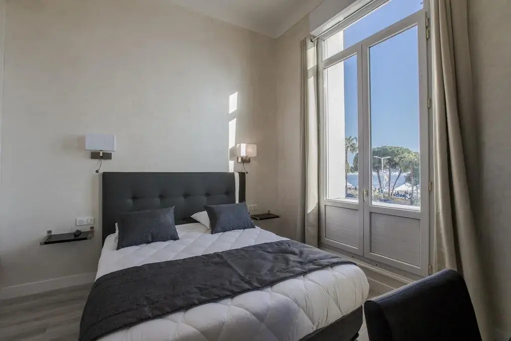 Hôtel Bleu Rivage