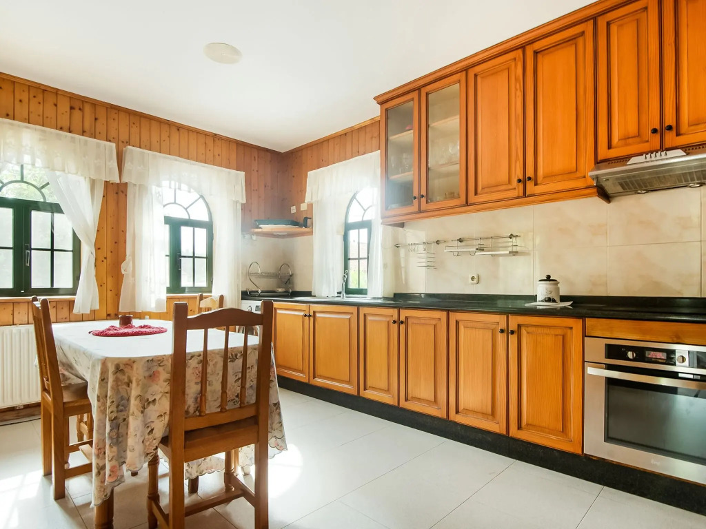 Spacious holiday home in Santiago de Compostela with pool