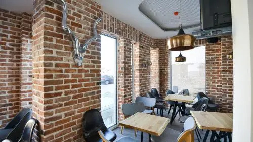 Urbanista Hotel & Bar