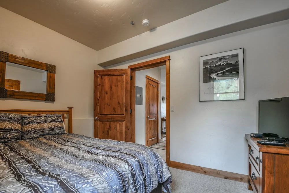 Antlers Gulch 501 by SummitCove Vacation Lodging
