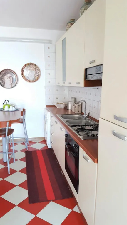 Holiday House Viriola Rossa