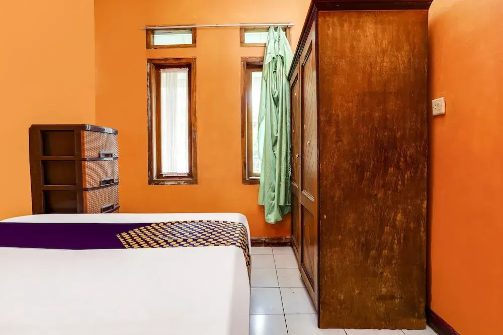 OYO Homes 91006 Eco Tourism Desa Cibodas Areng 5 Syariah