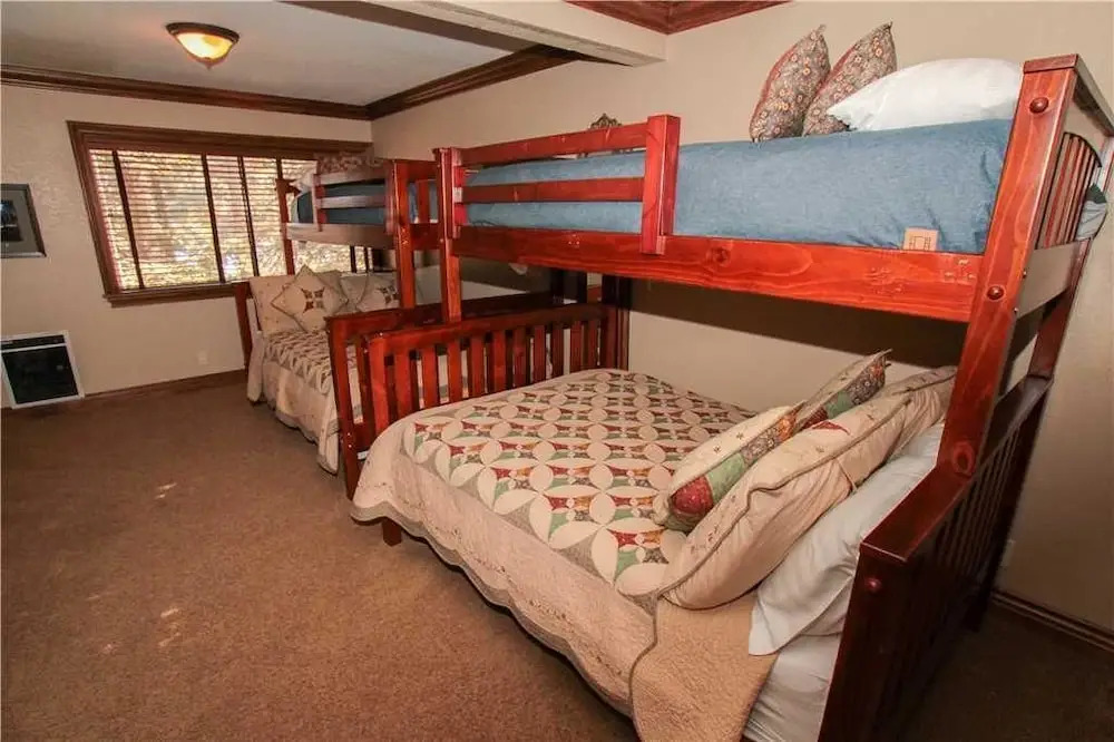 Mammoth Ski & Racquet Club #34 - 2 Br Condo