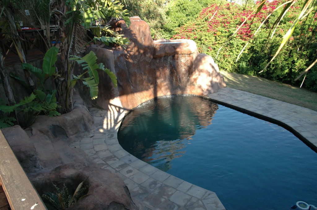 Bon A Vie Self-catering and b&b Gonubie Full Solar Power, no load shedding