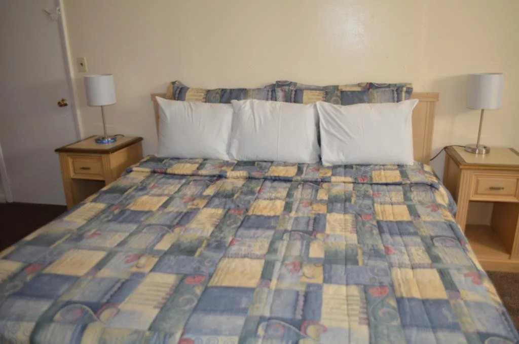 Budget Inn