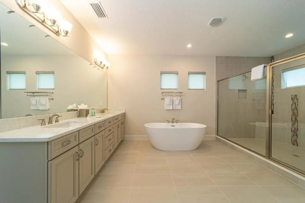 Luxury Home in Bears Den Near Disney with Private Pool, Movie Room, Pool Table & Resort Amenities - 7924JC