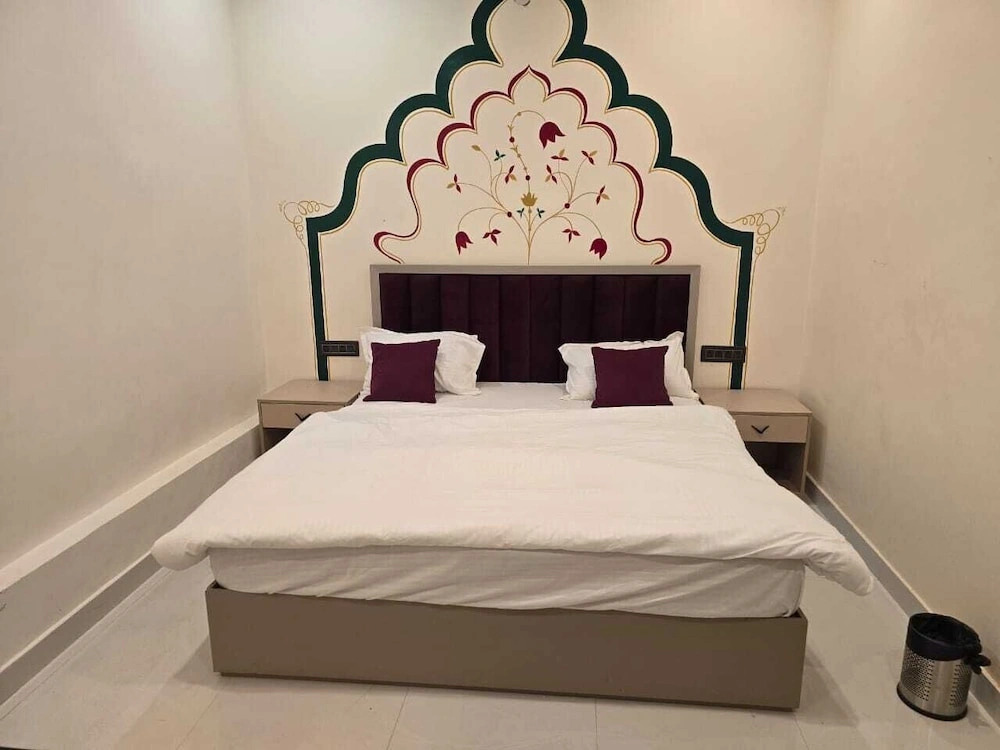 Hotel Shravan Royal Inn