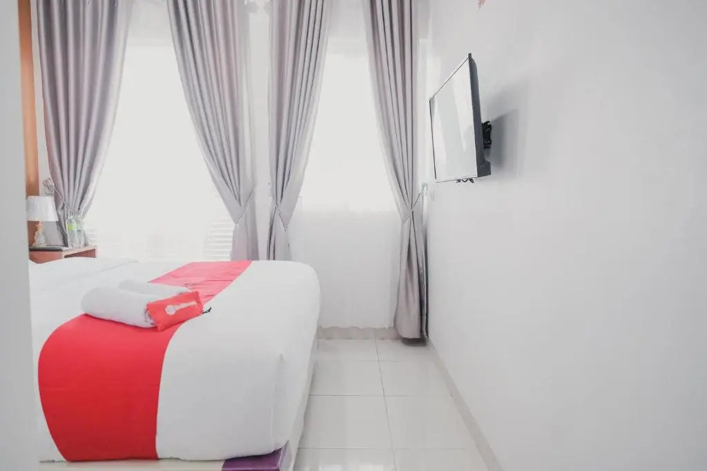 RedDoorz Syariah near Transmart Lampung