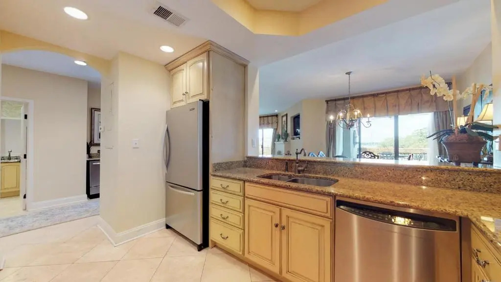 7124 Harbourside I