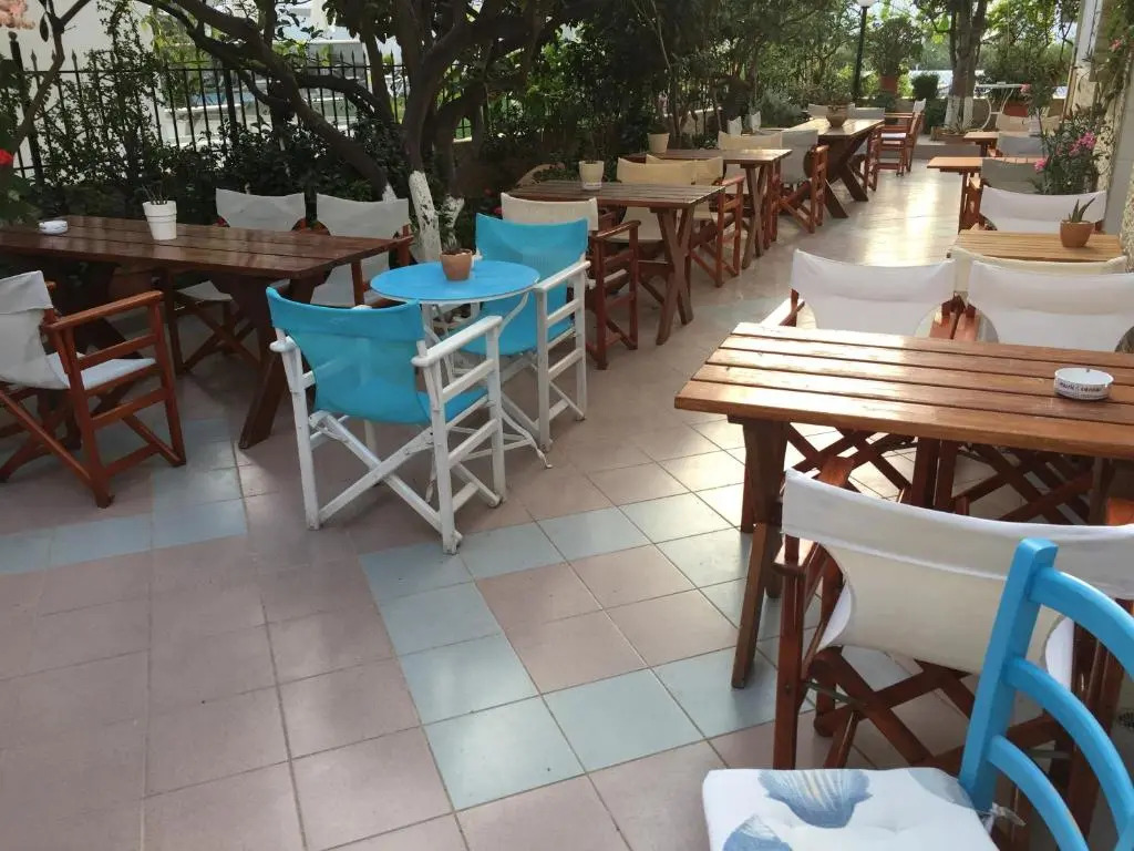 Voula Hotel