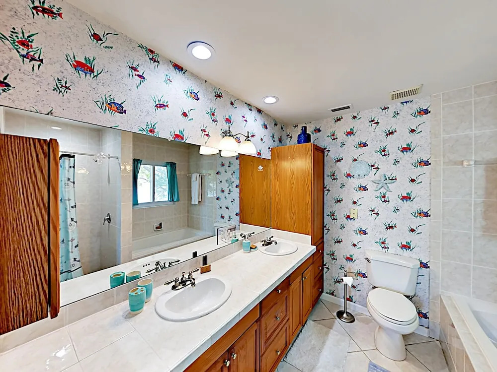 Canal-Front Living - 4 Br Home