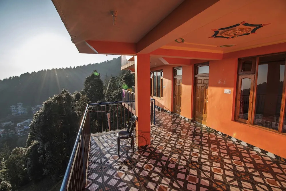 Orange guest house dharmkot