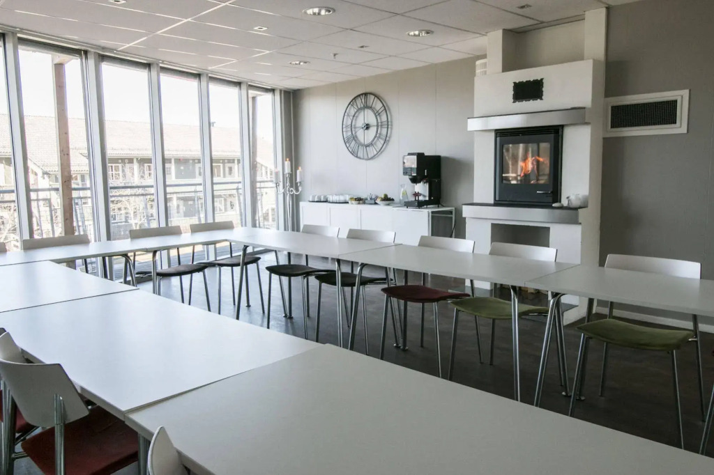 Vikingskipet Hotell