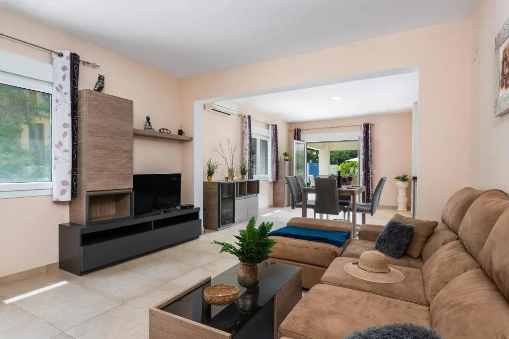 Villa Kobe - Plusholidays