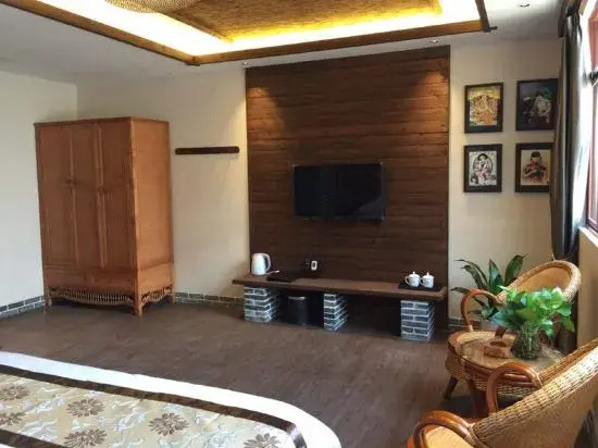 Lugu Inn (Luohu Lushan Art Town)