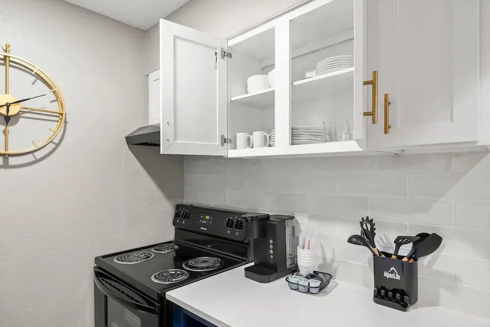 Stylish Buckhead Condo Your Urban Getaway in ATL