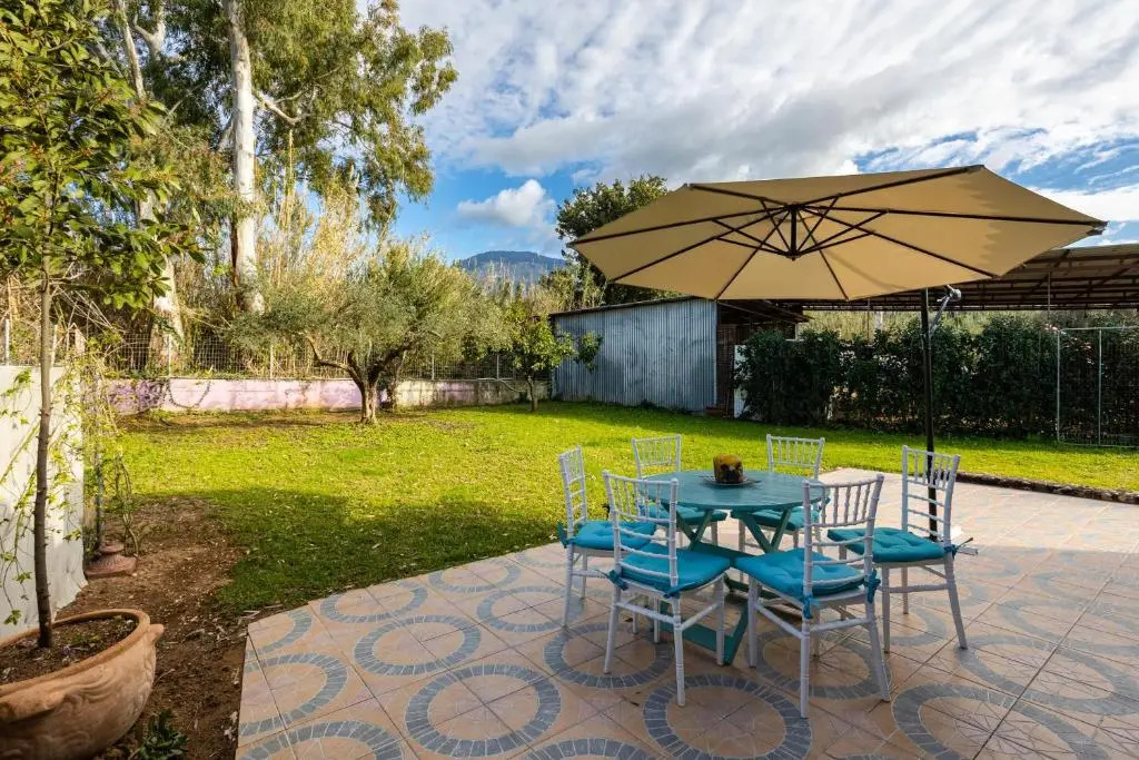 Seashell Cottage A Seaside Charm near Kyparissia