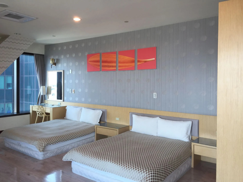 85 Night View Inn