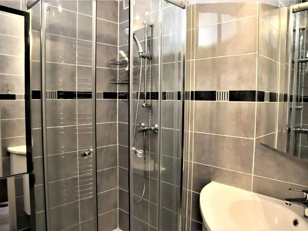 Appartement Auris, 1 pièce, 4 personnes - FR-1-297-93