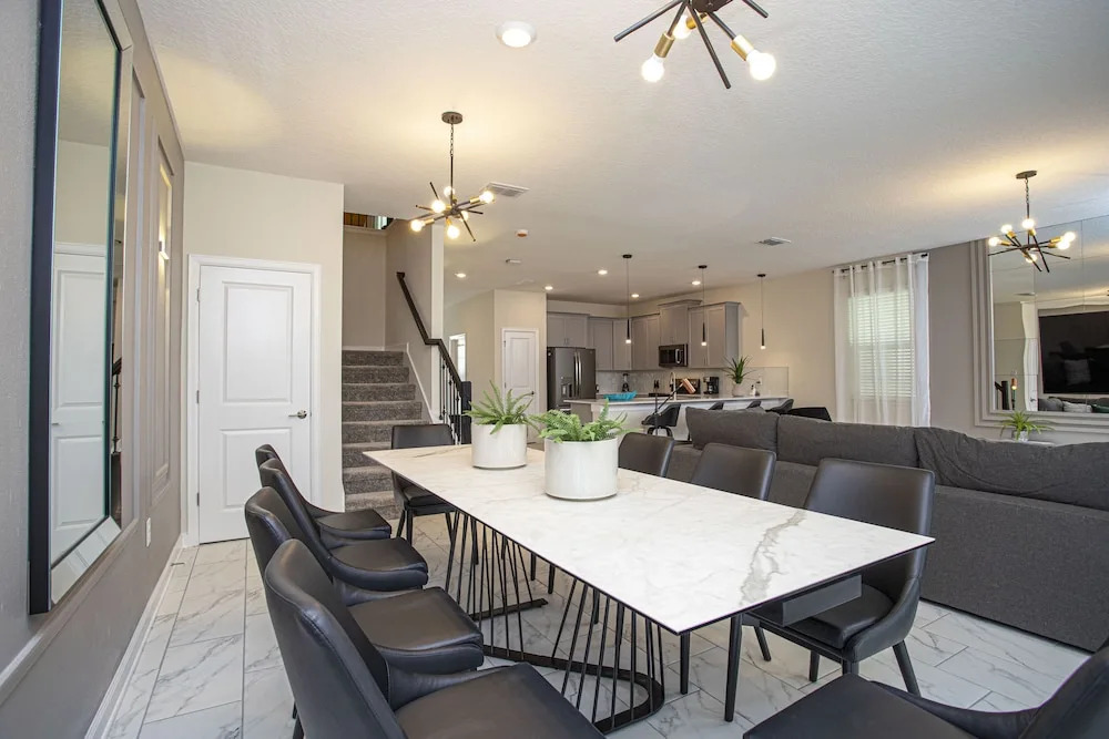 4571 Narrative Lane