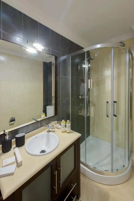 Apartamento Céntrico Sibarys - 2 dormitorios- Calle Pintada