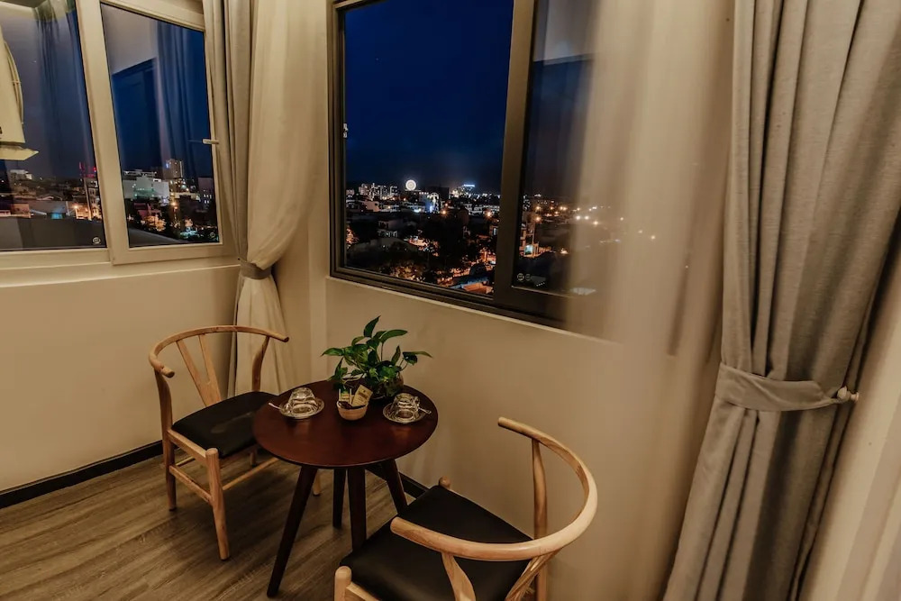 Olivia Apartment