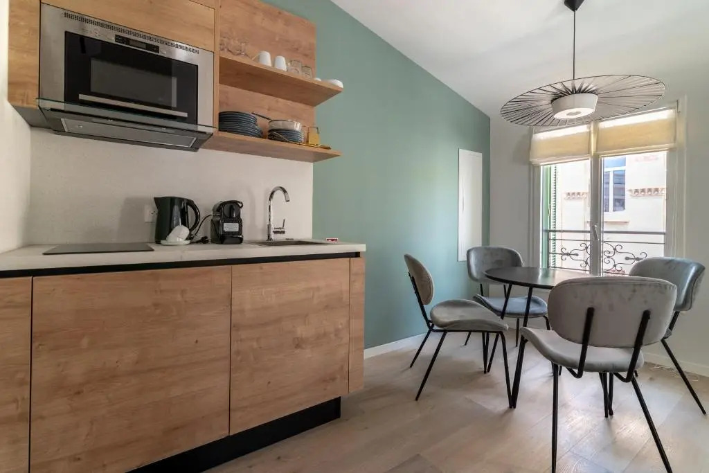 Scandinavian Urban 4 - 1br Apartment in Cannes Center Close To the Beach And the Palais