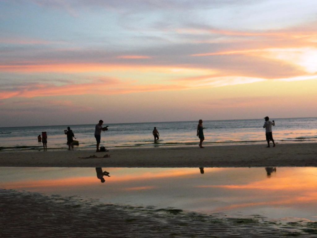 The Club Ten Beach Resort Boracay