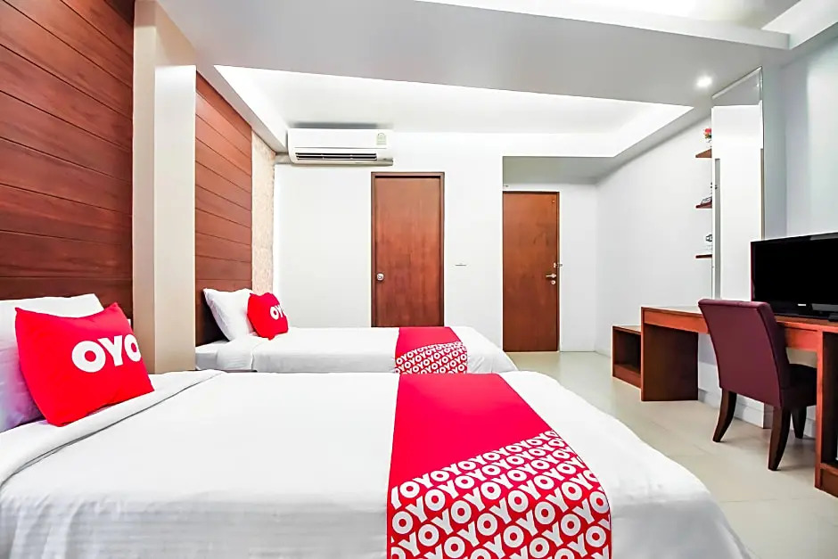 Baan Udom Hostel
