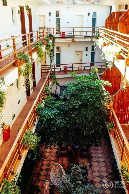 Tai'aili Sea View Inn