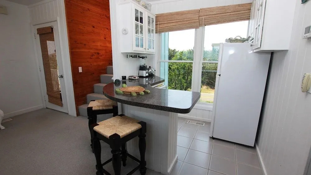 PiraSea - 6 Br home by RedAwning