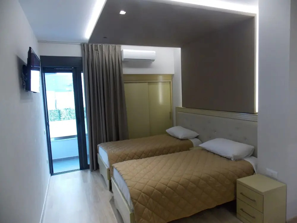 New Heaven Hotel