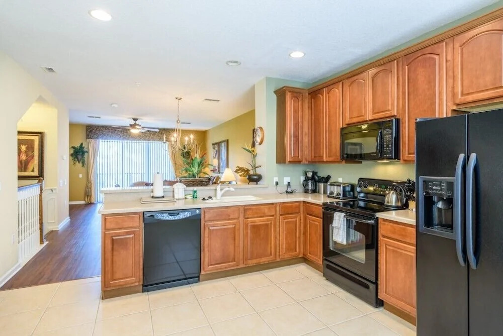 Luxury Modern Town [cdc Compliant] 4004 3 Bedroom Home