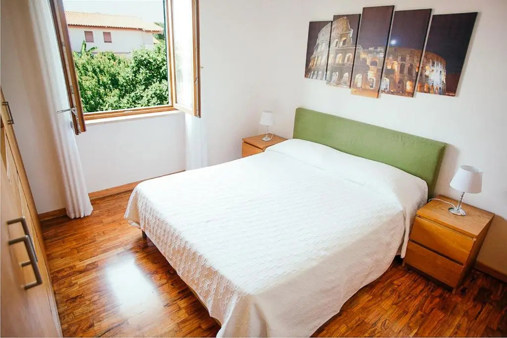 Domus Leonardo-Private Free Parking