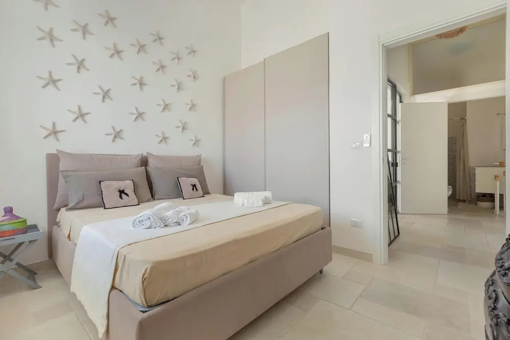 3284 Villa Anita by Barbarhouse