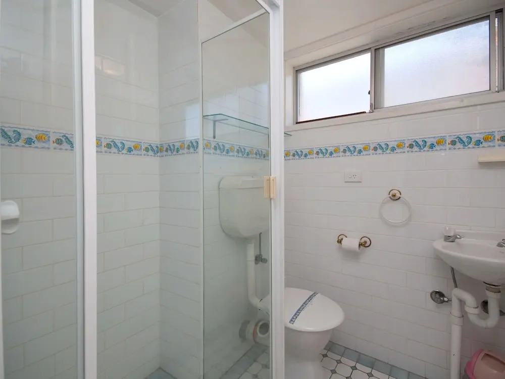 Shoal Bay Road, Castaways, Unit 04, 17