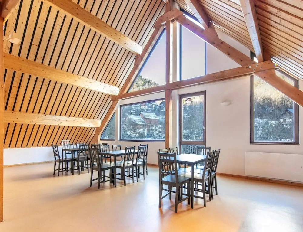 Mountain Lodging With Private Balcony
