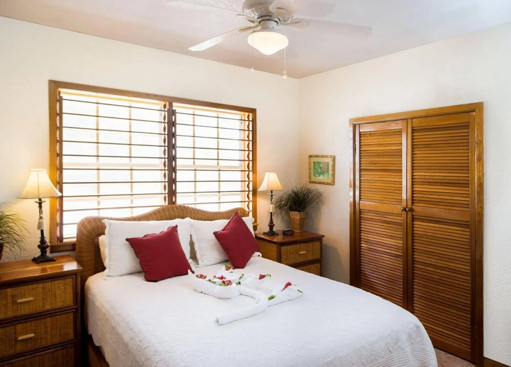 Banyan Bay Suites