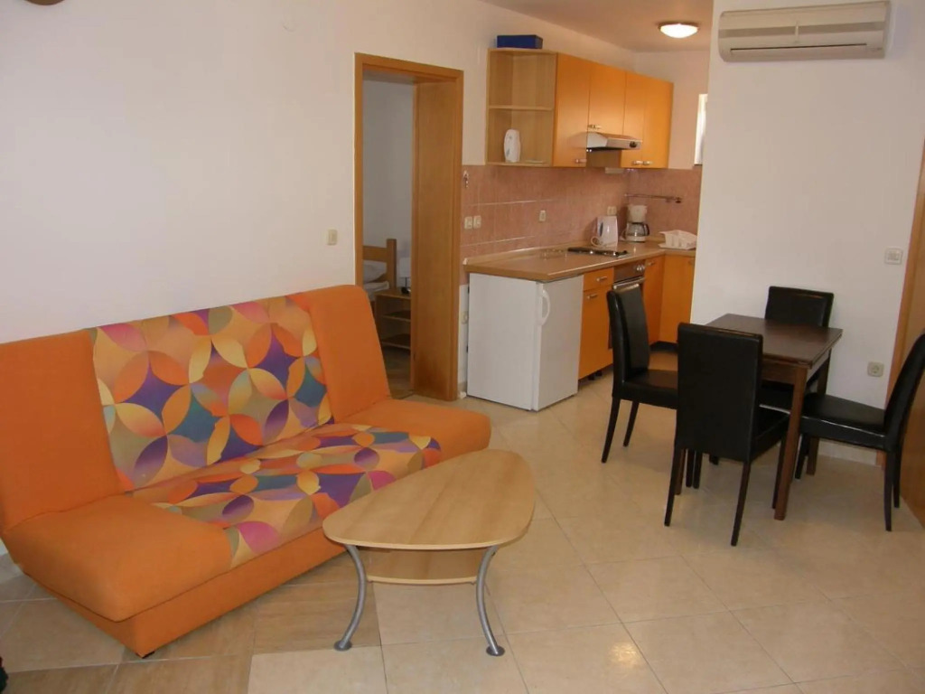Pintar - One Bedroom